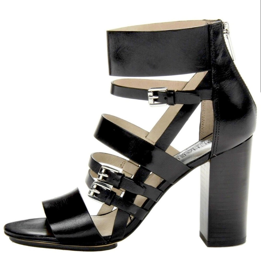 🖤🫦Michael Kors Winston Black Strappy Sandal🫦🖤